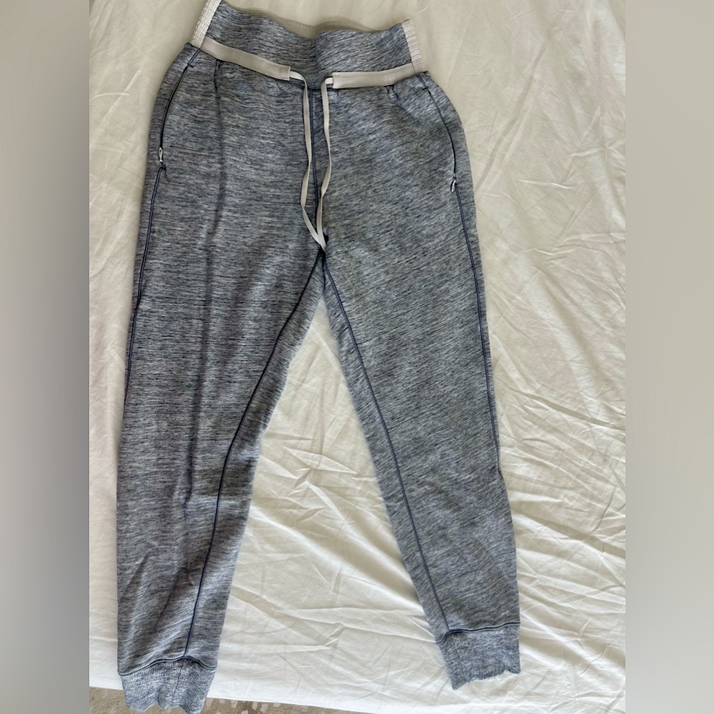 Lulu lemon joggers